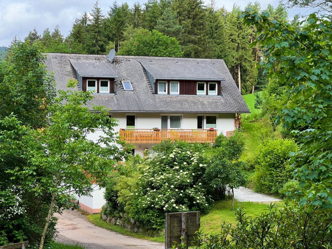 Ferienwohnung Landhaus Valentin Triberg im Schwarzwald Exterior foto